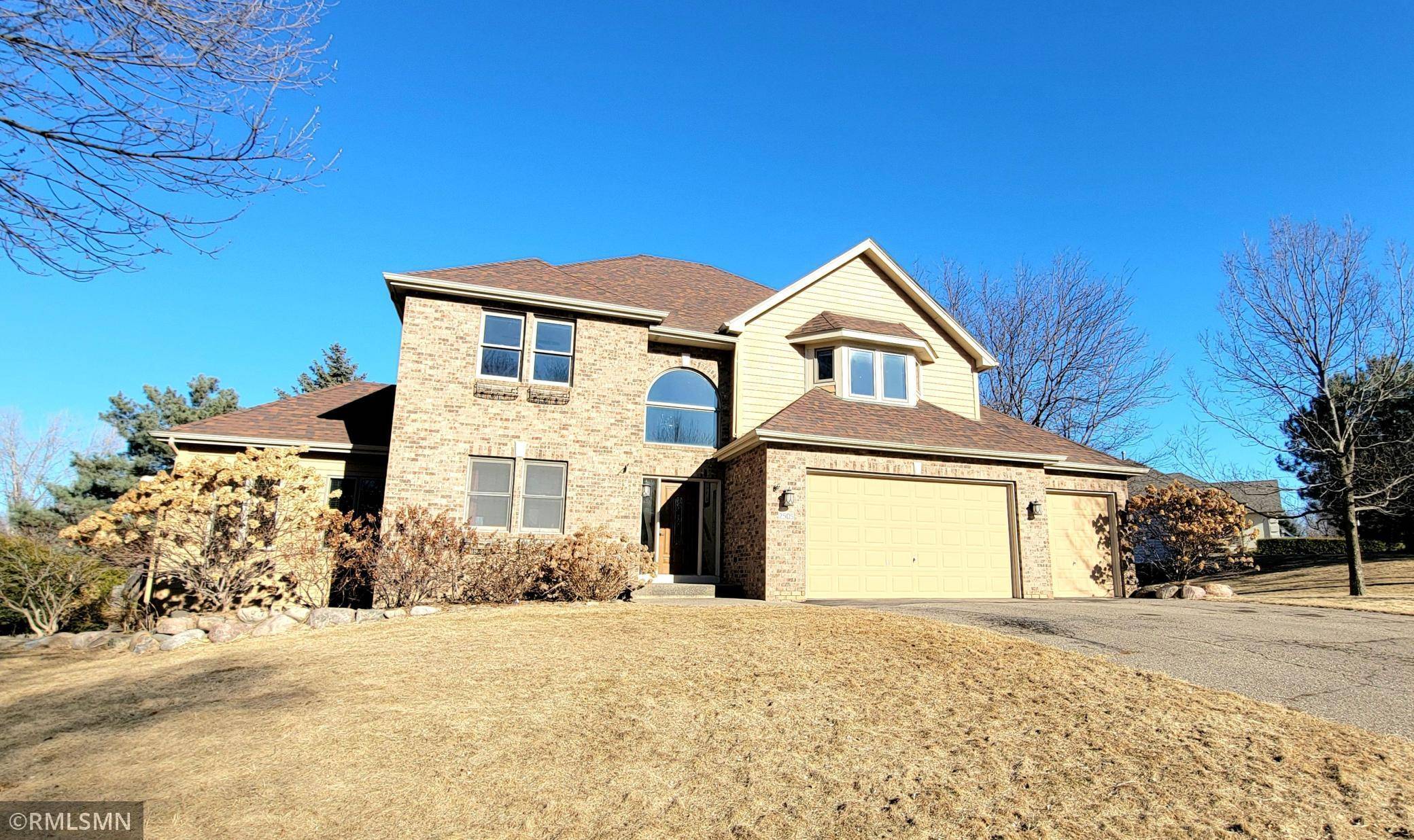 2505 Christian DR, Chaska, MN 55318