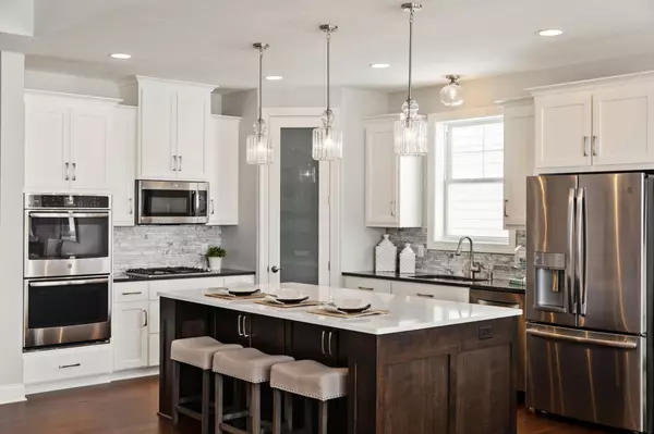 7425 Elm LN, Corcoran, MN 55340