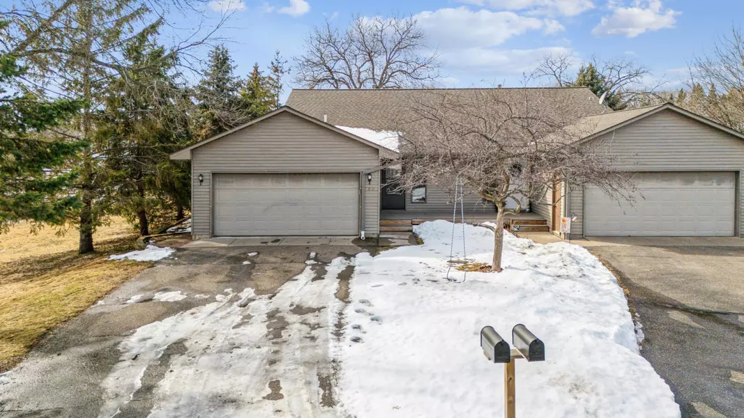 122 Butternut CT, River Falls, WI 54022