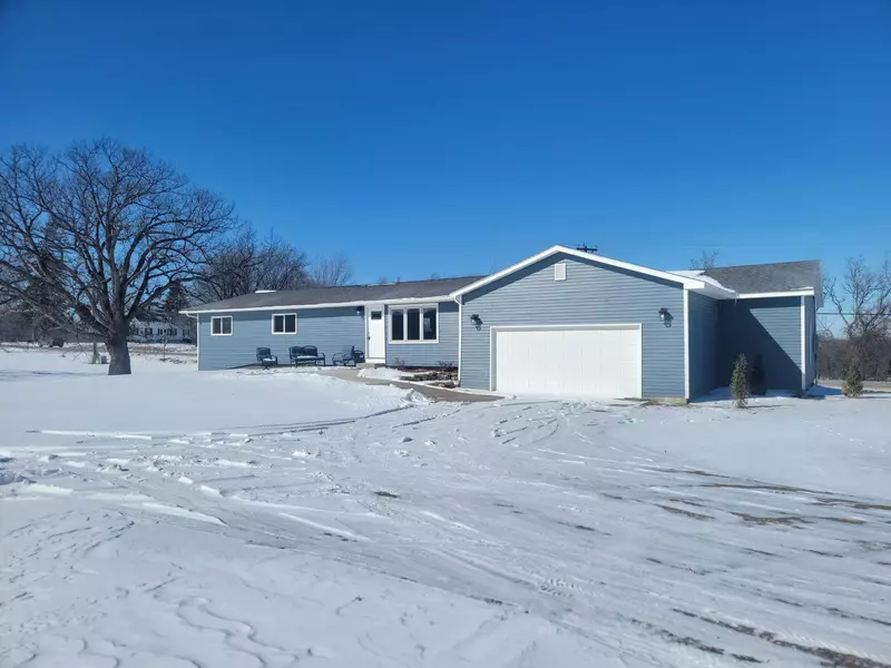 1515 Saint Paul RD, Faribault, MN 55021