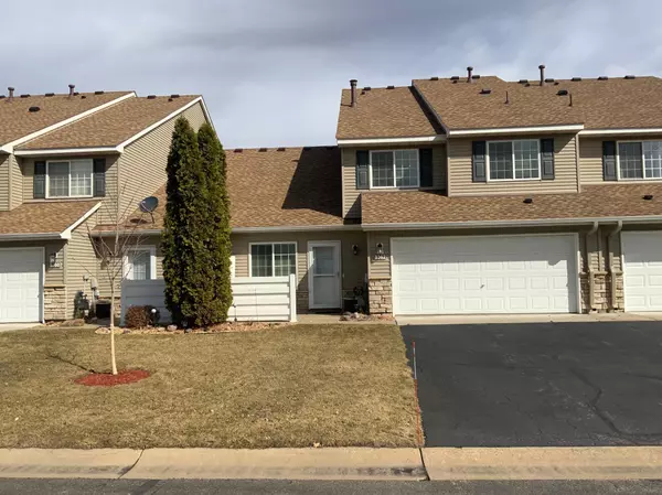 8362 Delaney DR #57, Inver Grove Heights, MN 55076