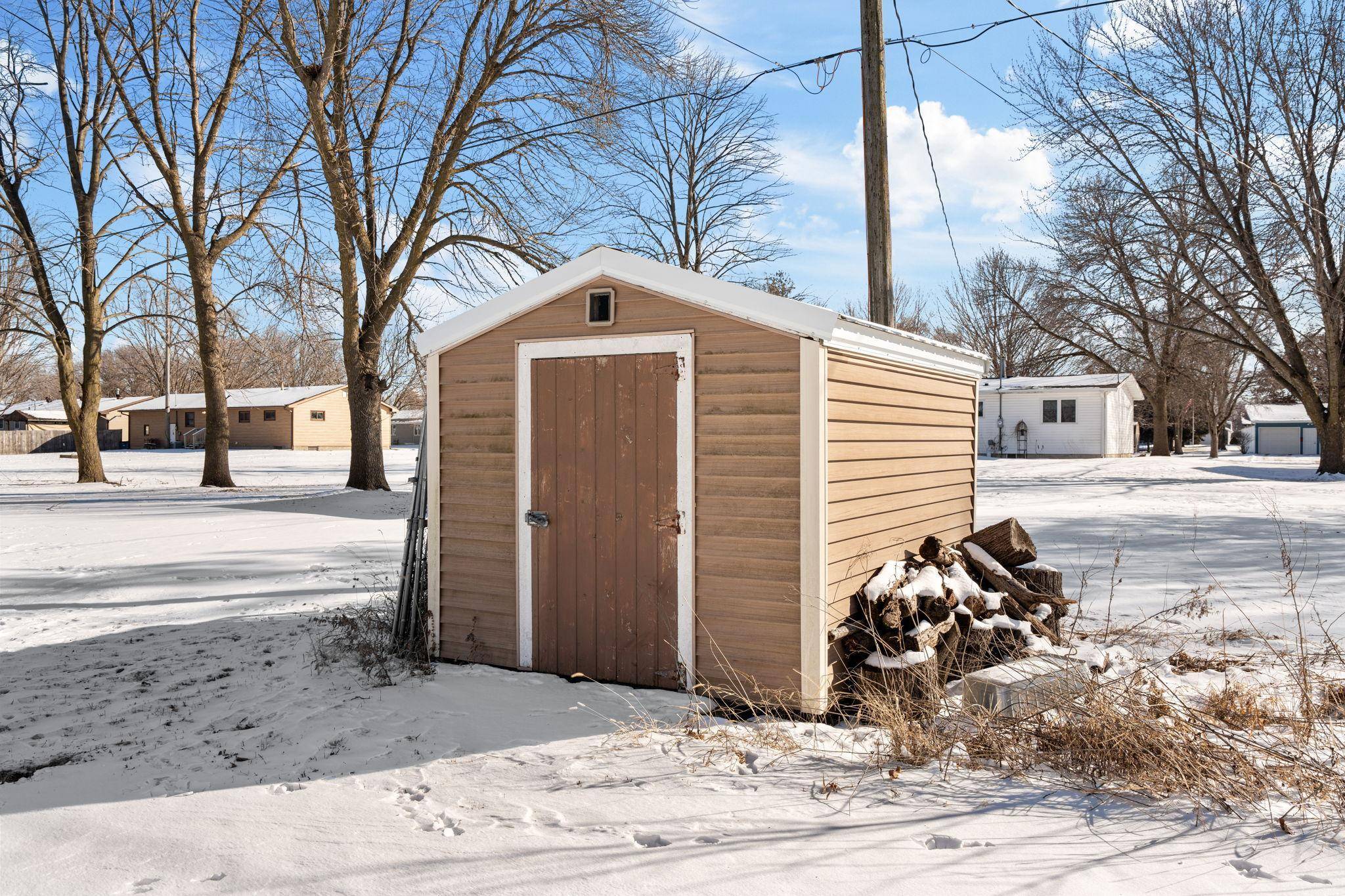 New Richland, MN 56072,508 4th ST NW