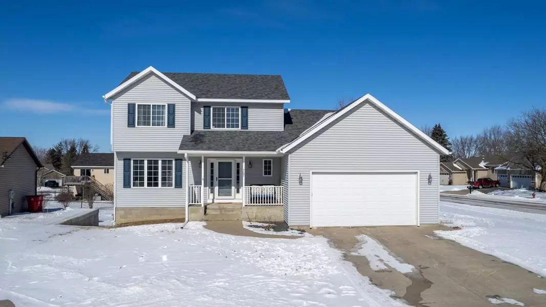 707 Tee Green CT NE, Stewartville, MN 55976