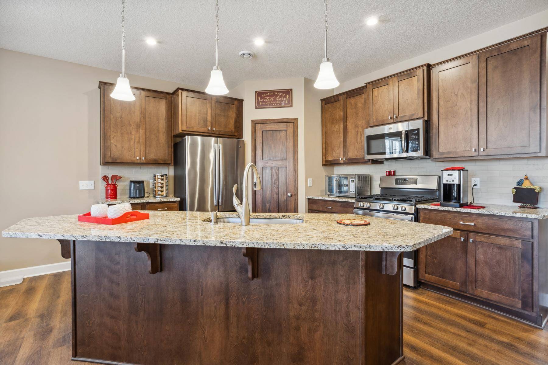 Minnetrista, MN 55331,4668 Foxglove DR