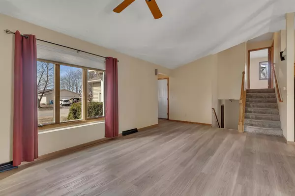 Sauk Rapids, MN 56379,822 7th AVE N