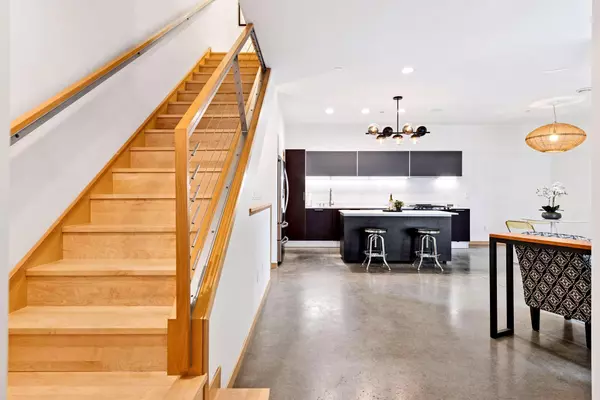 Minneapolis, MN 55408,2828 Aldrich AVE S #103