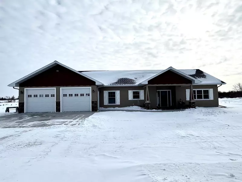 1730 Meadowlark LN, Badger, MN 56714