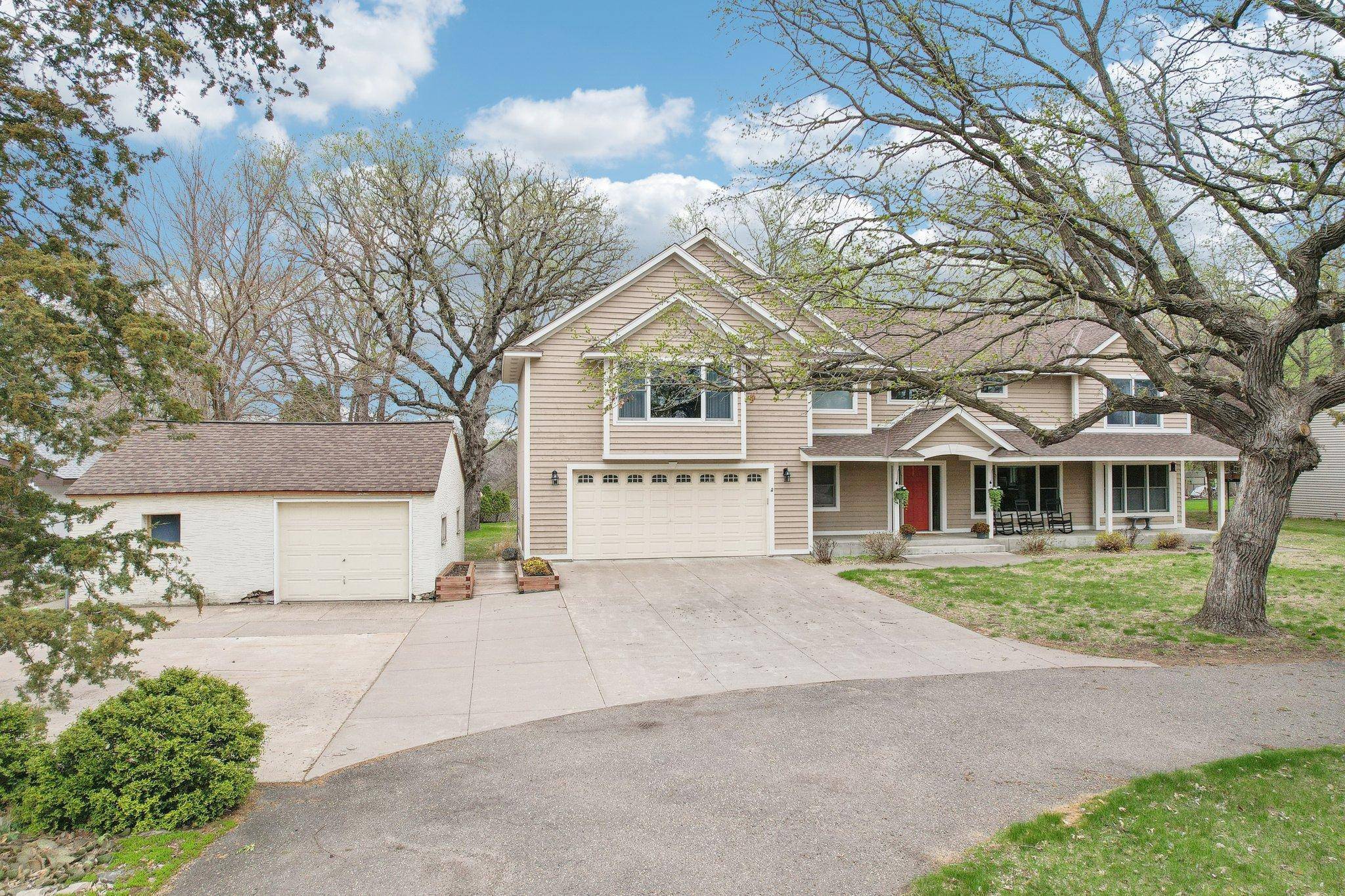 12112 W River RD, Champlin, MN 55316