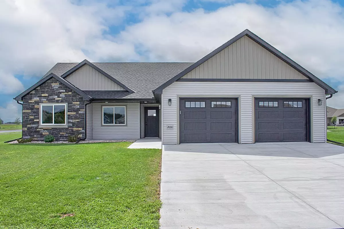 Sartell, MN 56377,2000 Sandstone LOOP N