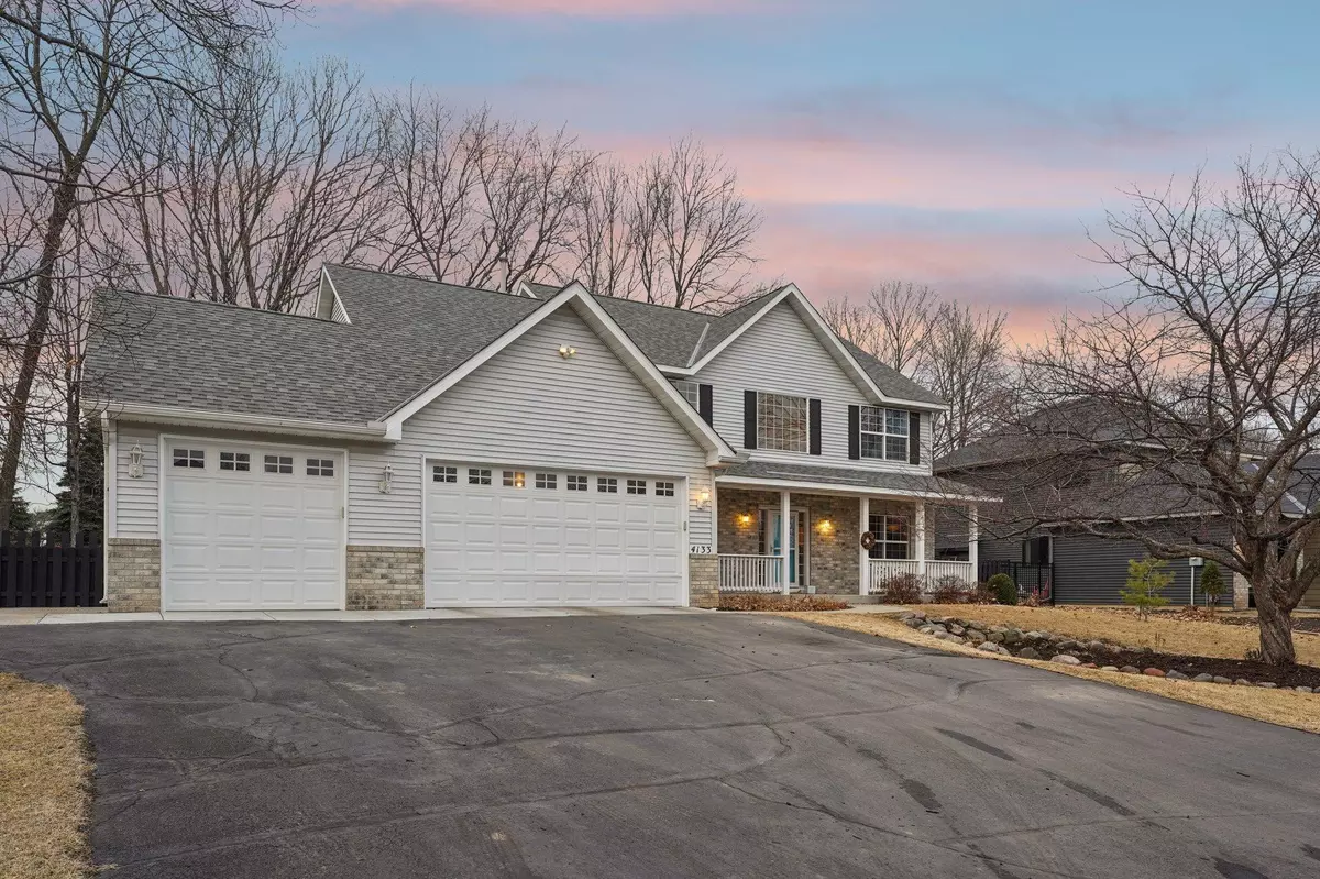 Chanhassen, MN 55331,4133 White Oak LN