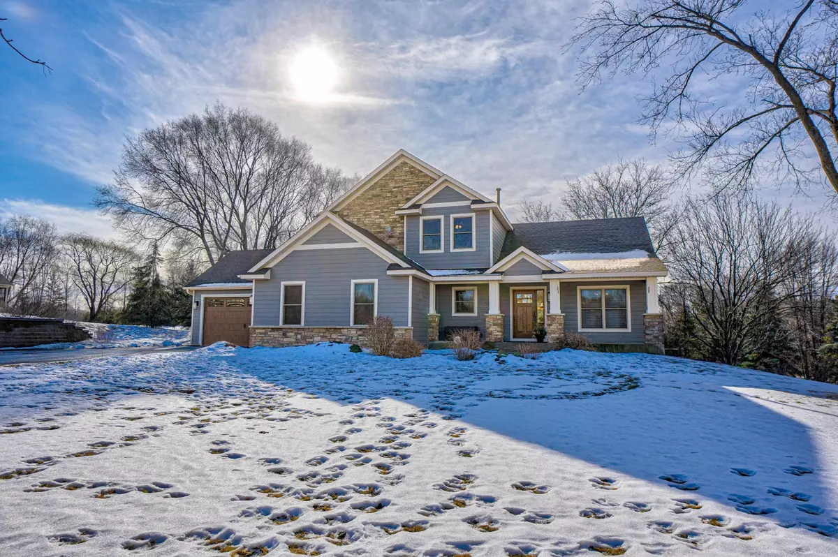 Hudson, WI 54016,431 Wren LN