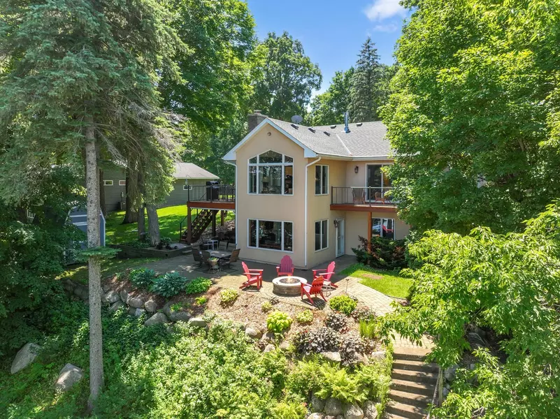 8290 Irvine AVE NW, Annandale, MN 55302