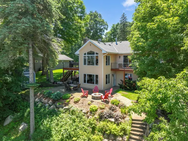 8290 Irvine AVE NW, Annandale, MN 55302