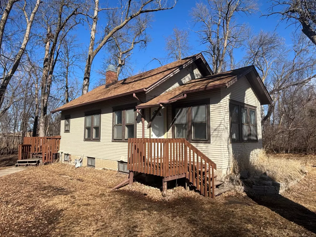 Glencoe, MN 55336,311 Desoto AVE N