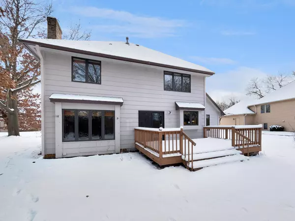 Shoreview, MN 55126,949 Lawnview AVE