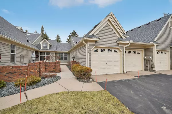Woodbury, MN 55125,1604 Wexford WAY
