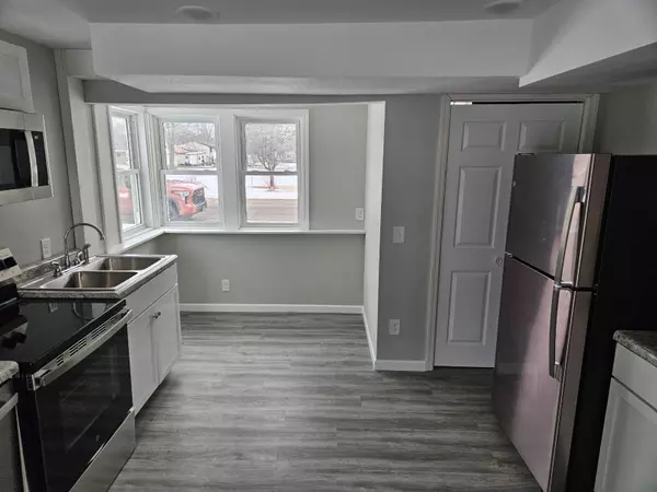 Little Falls, MN 56345,604 11th ST SW