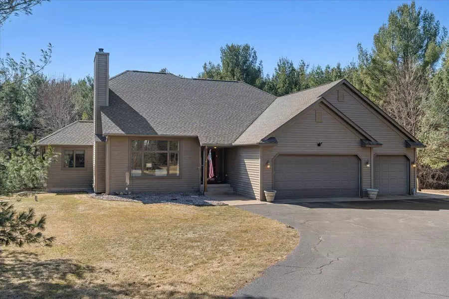 1956 62nd ST, Somerset, WI 54025