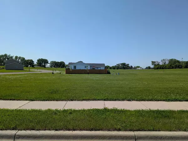 Marshall, MN 56258,414 Berlin CIR