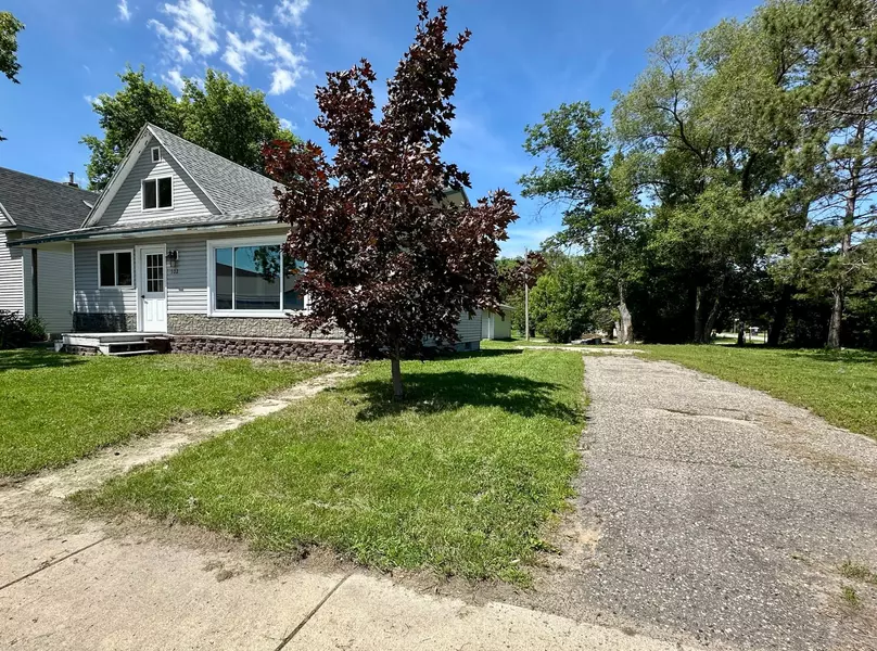 102 Walker AVE S, New York Mills, MN 56567