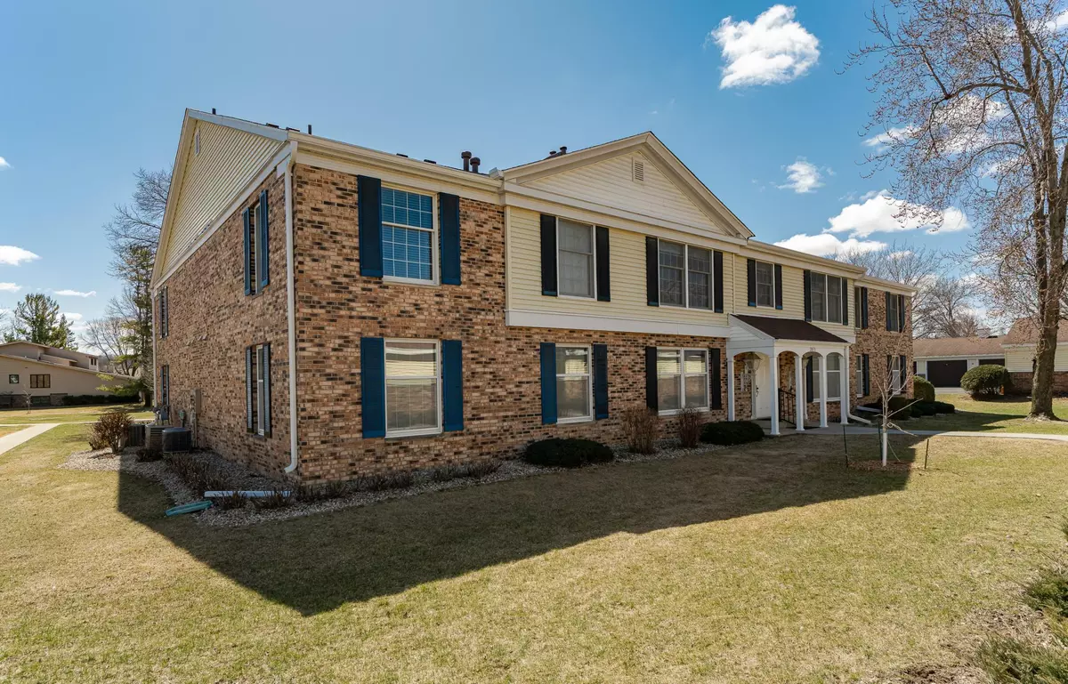 Rochester, MN 55902,2053 Carriage DR SW #2053E