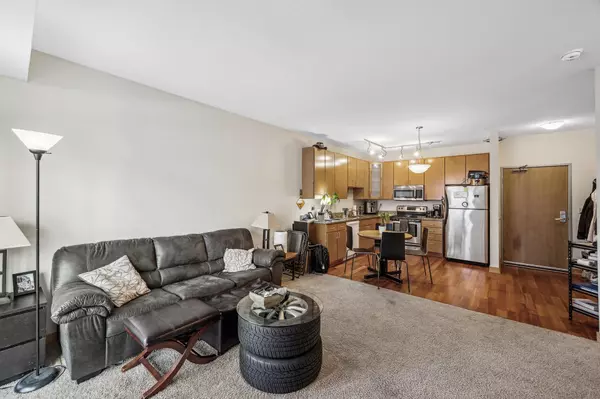 Minneapolis, MN 55414,2600 University AVE SE #106