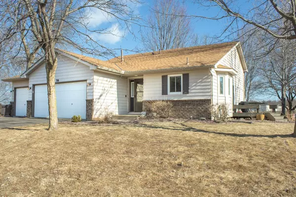 316 Wildhurst RD, Waconia, MN 55387