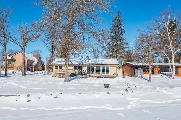 8266 Harold LN, Lake Shore, MN 56468