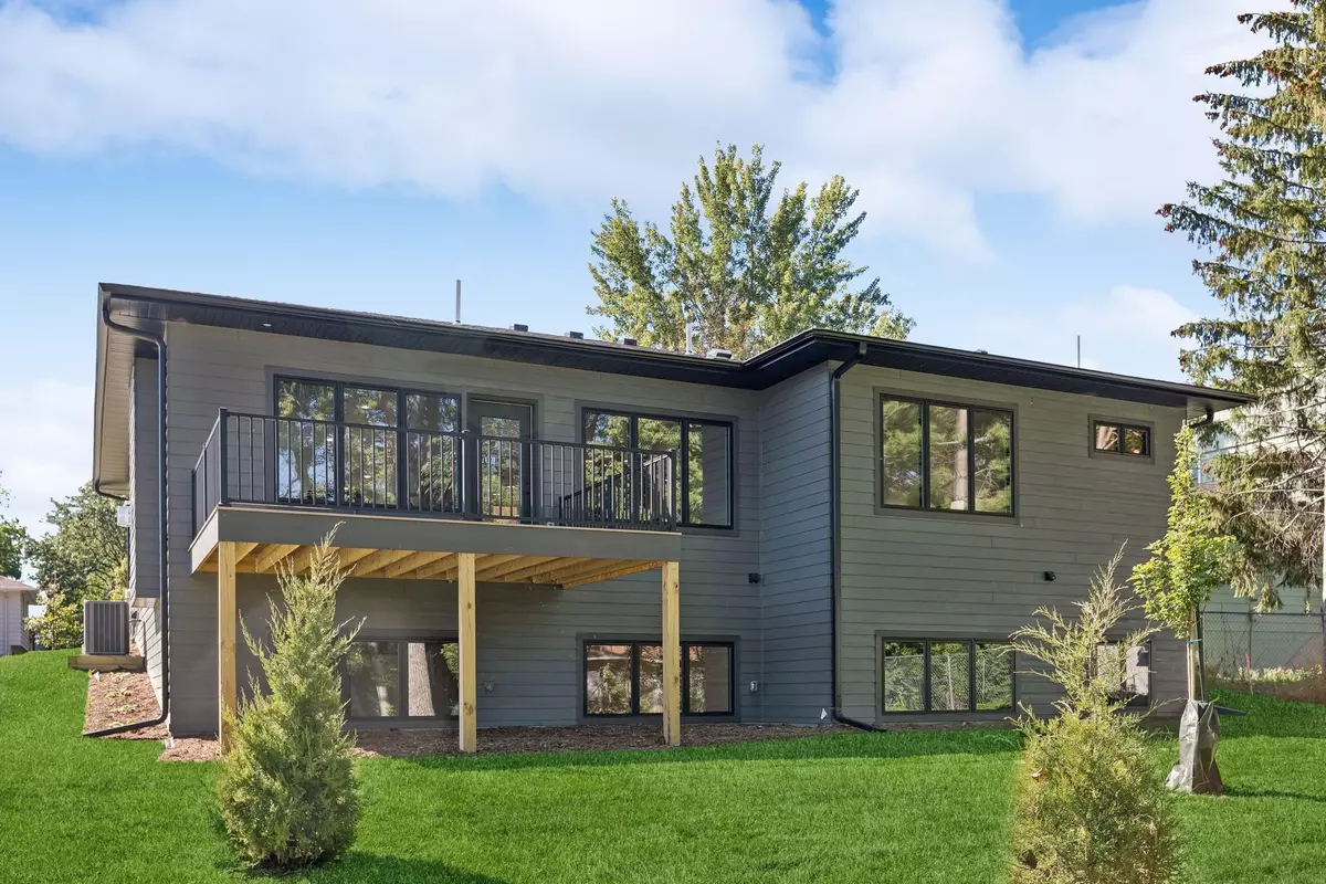 Northfield, MN 55057,620 Greenvale AVE