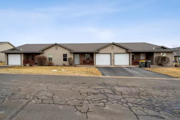 300 Cedar ST #22, Baldwin, WI 54002