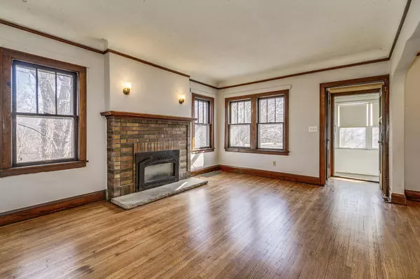 Saint Paul, MN 55107,339 E Morton ST