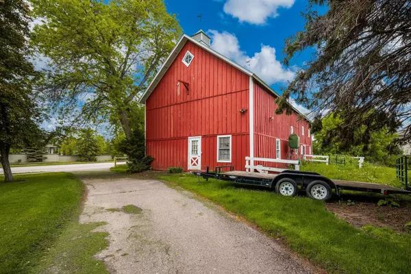 Plymouth, MN 55446,5215 Vicksburg LN N