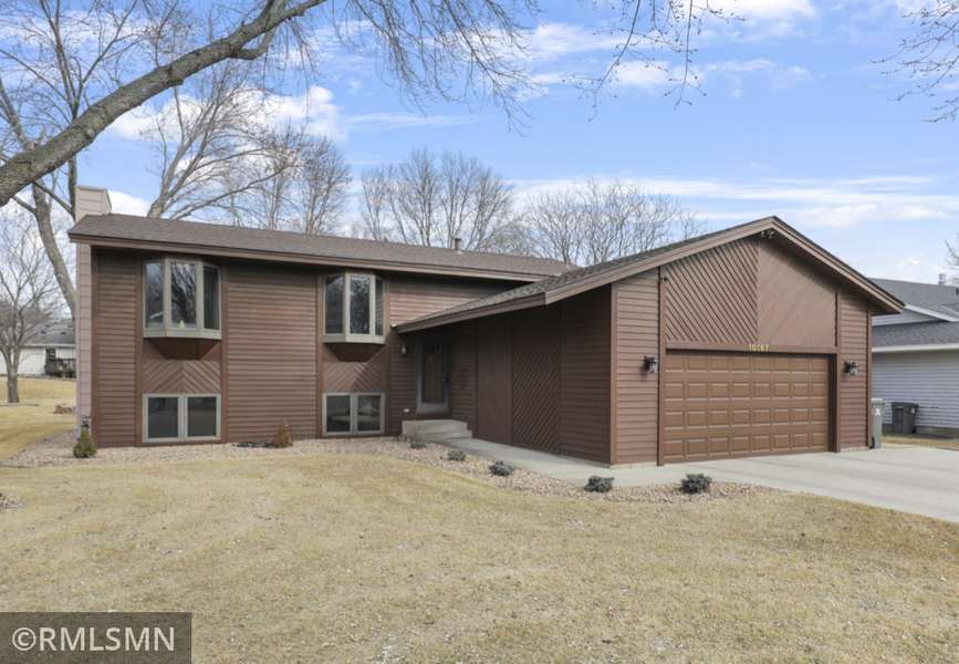 10167 Nottingham TRL, Eden Prairie, MN 55347