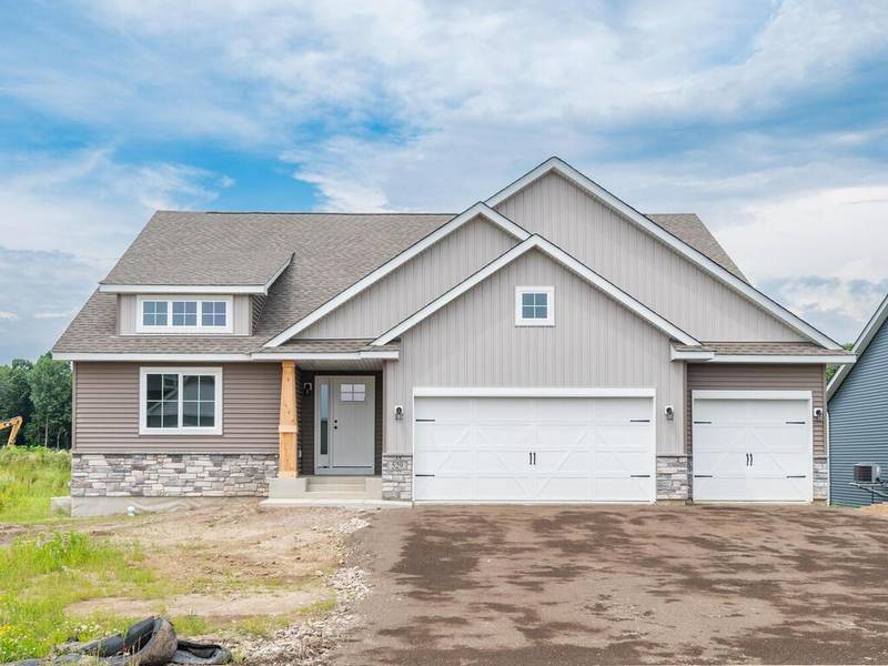 529 Winkler TRL N, Cologne, MN 55322