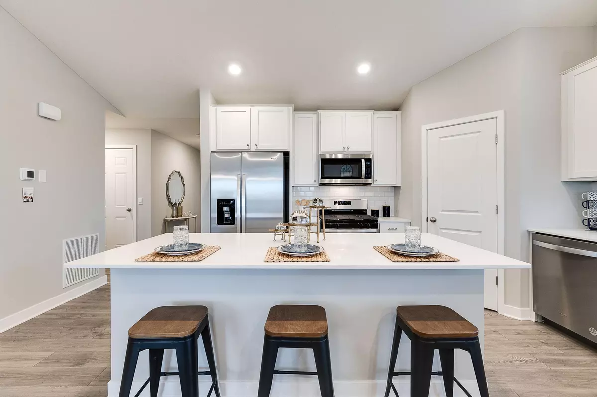 Woodbury, MN 55129,5189 Mustang CT