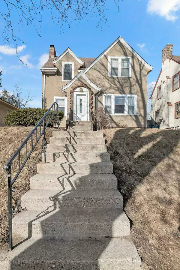 Minneapolis, MN 55407,3928 15th AVE S