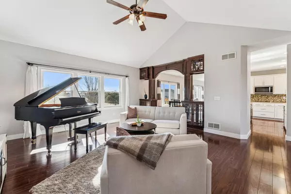 Waconia, MN 55387,1523 Sparrow RD