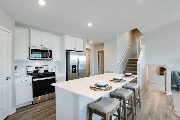 Woodbury, MN 55129,5191 Mustang CT
