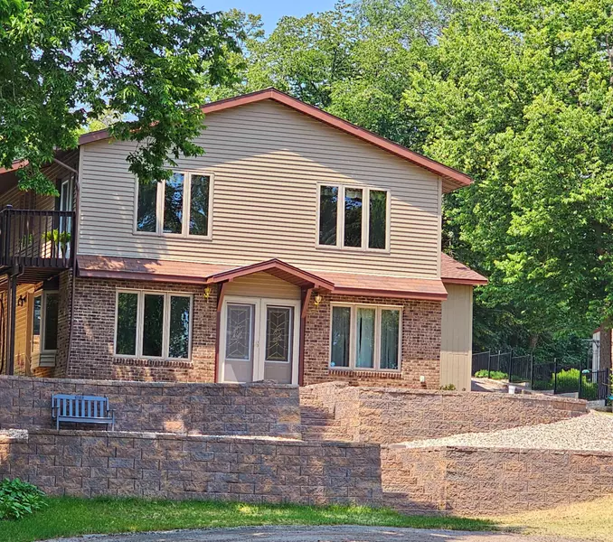 13177 Green Lake BLVD, Spicer, MN 56288