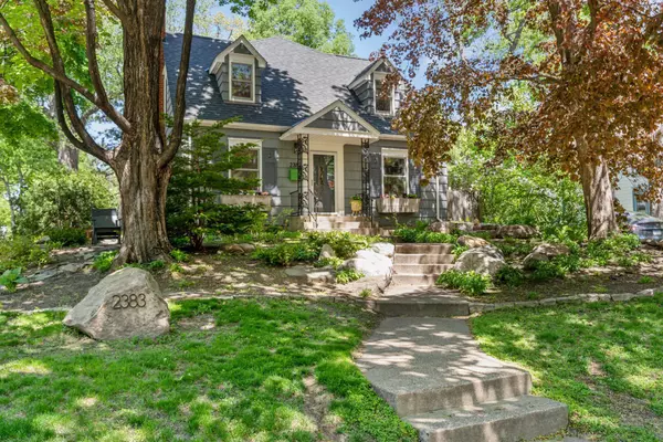 Saint Paul, MN 55108,2383 Doswell AVE