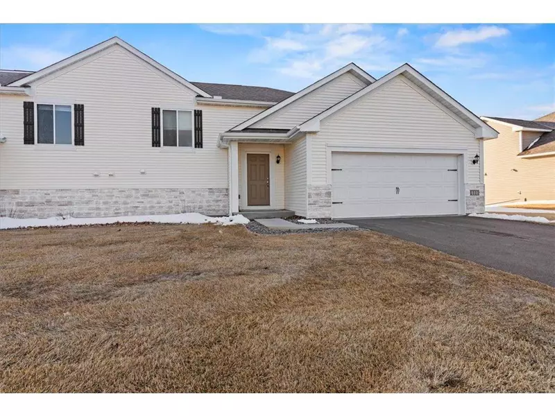 1111 Natalie AVE, Montrose, MN 55363