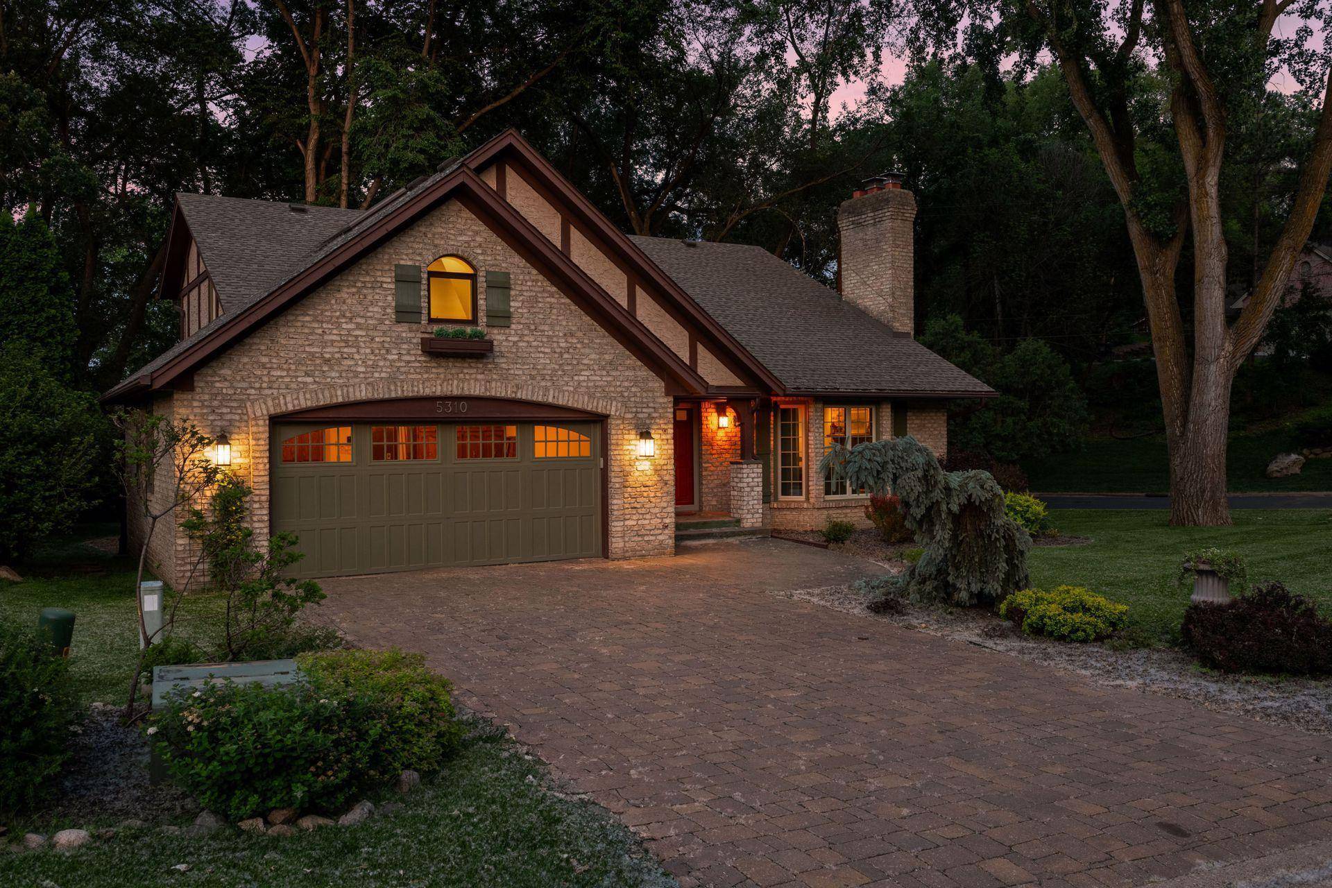 Bloomington, MN 55437,5310 Paola CIR