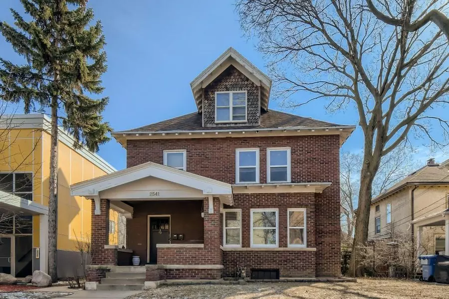 2541 3rd AVE S, Minneapolis, MN 55404
