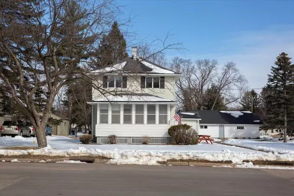 Cady Twp, WI 54013,307 W Oak ST