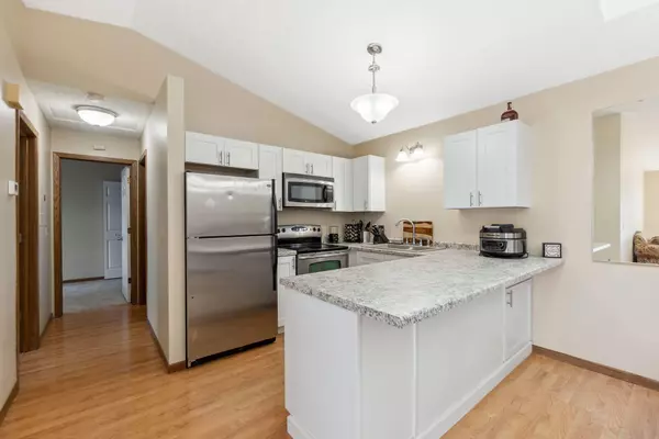 Oakdale, MN 55128,2451 Grenadier AVE N