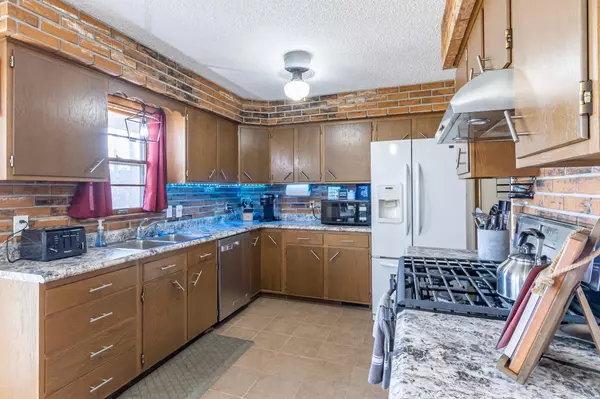 Inver Grove Heights, MN 55076,7322 Cleve AVE