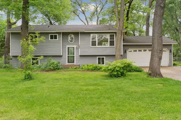 1032 Oak Ridge PT NE,  Blaine,  MN 55434