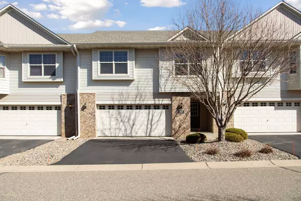 11632 Prospect Curve, Woodbury, MN 55129