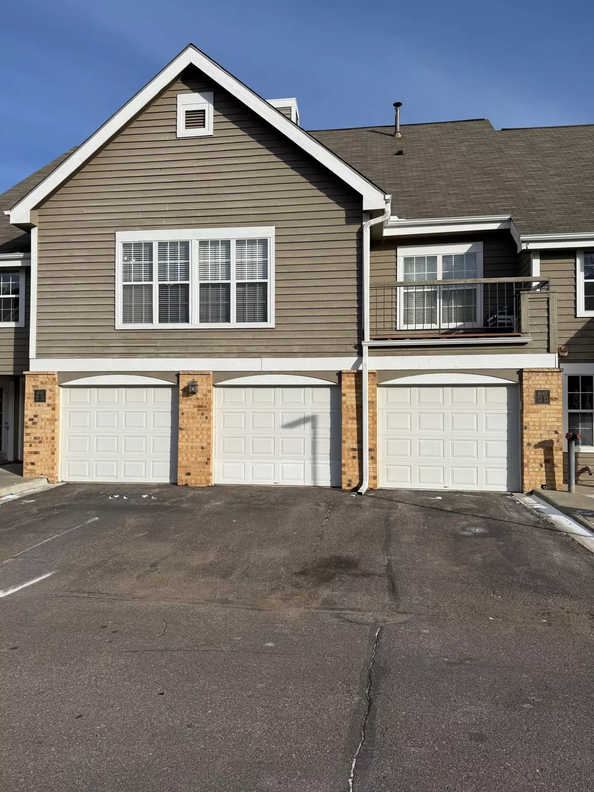 Minnetonka, MN 55343,6048 Chasewood Pkwy #204