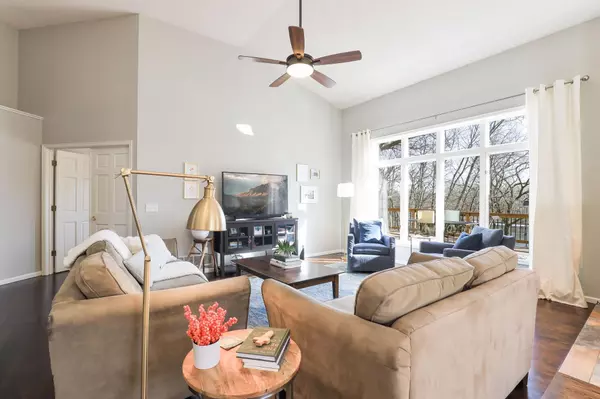 7400 Willow LN,  Brooklyn Park,  MN 55444